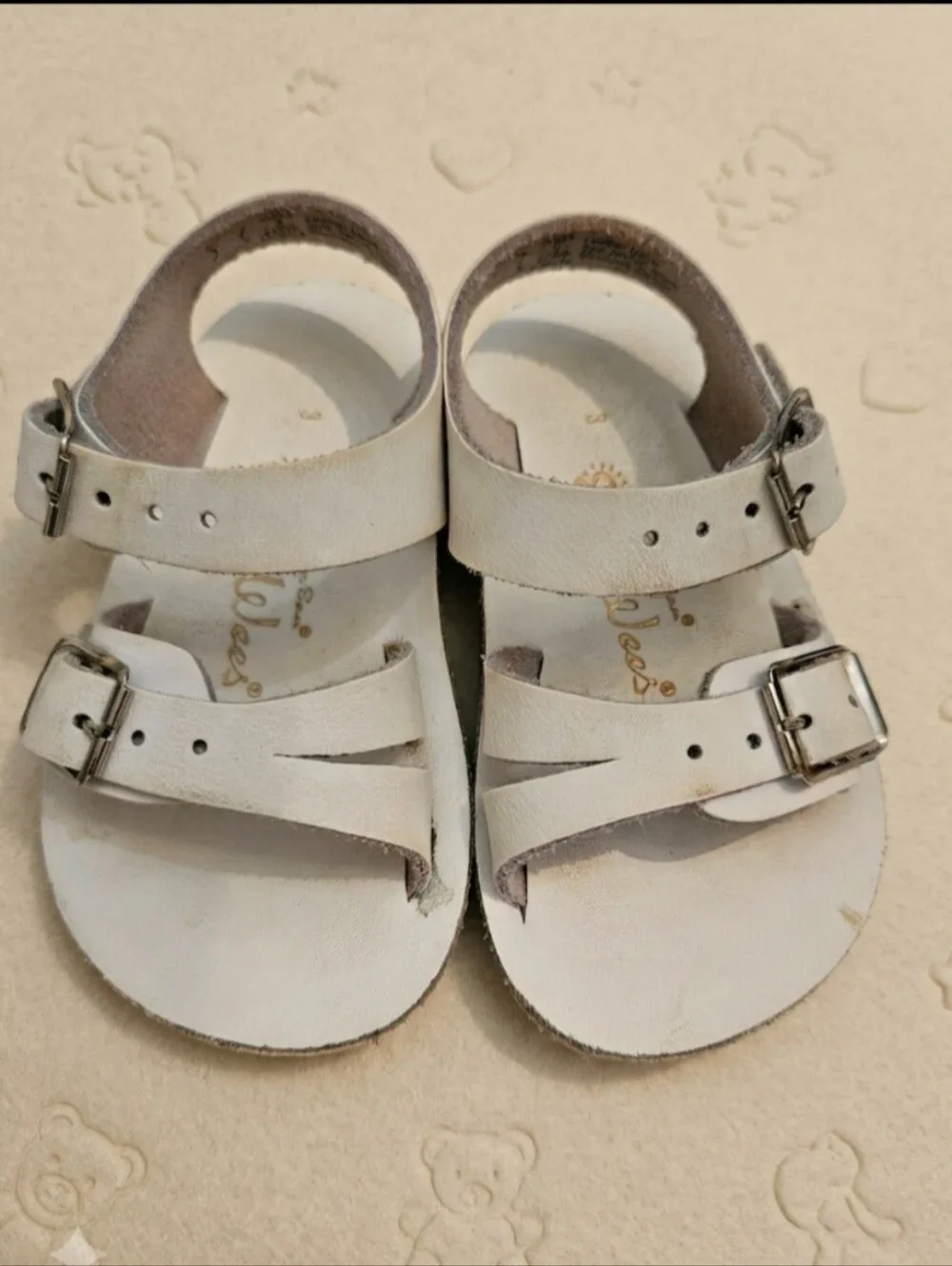 Sea Wees White Sandals | Size 3